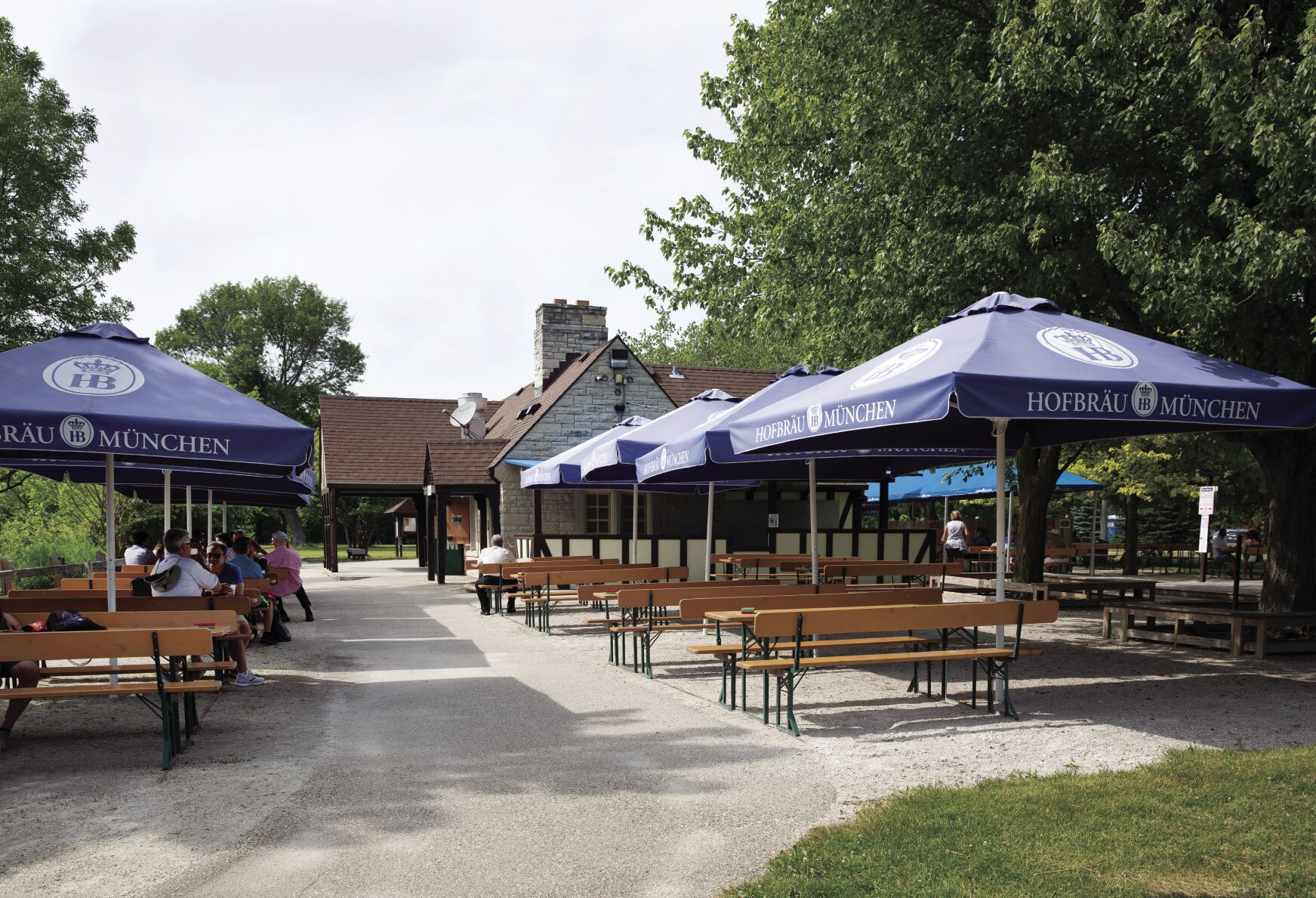 2020.07.02_Dierbeck_BestOf_EstabrookBeerGarden-Final_1.jpg